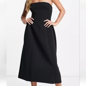 NWT ASOS Design Bandeau Open Back Midi Skater Dress - Size 4